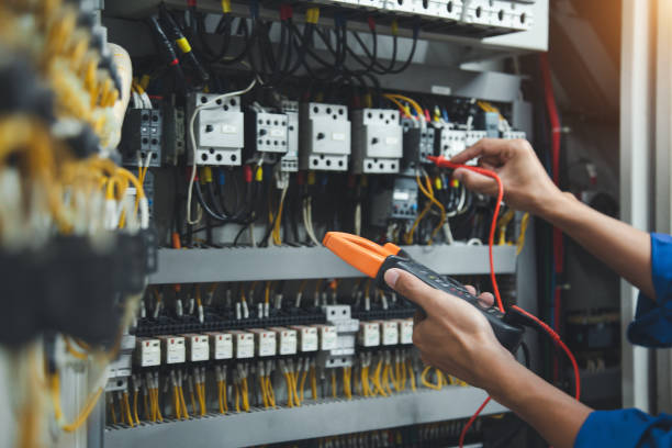Best Circuit Breaker Repair  in Lake Wazeecha, WI